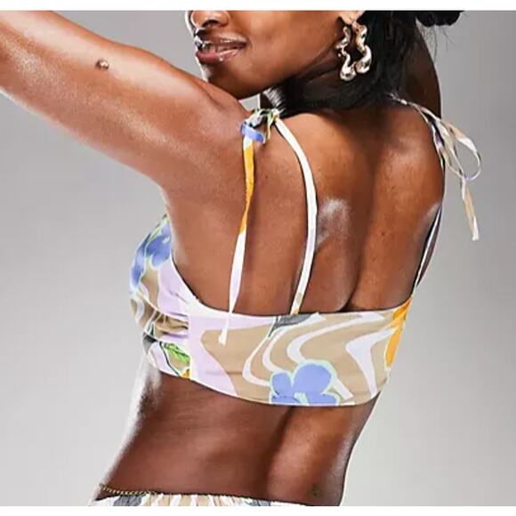 New ~ ASOS ~ Tie Front Floral Swirl Print Beach Crop Top Size 6 - Picture 3 of 9